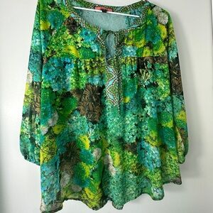 Elegant Green Floral Women's Blouse